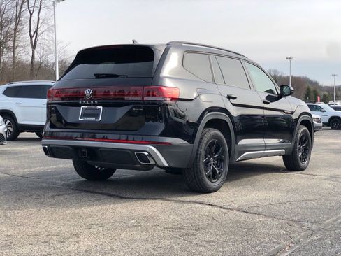 New 2026 Volkswagen Atlas Peak Edition AWD/4WD image 7