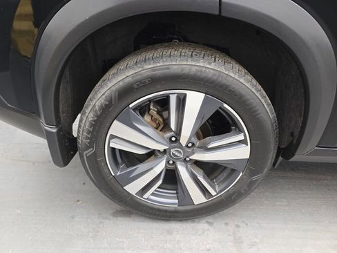 Used 2023 Nissan Rogue SL image 20