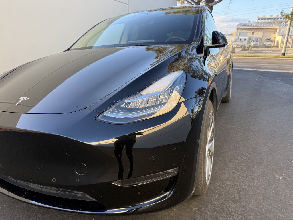 Used 2022 Tesla Model Y Long Range AWD/4WD image 5