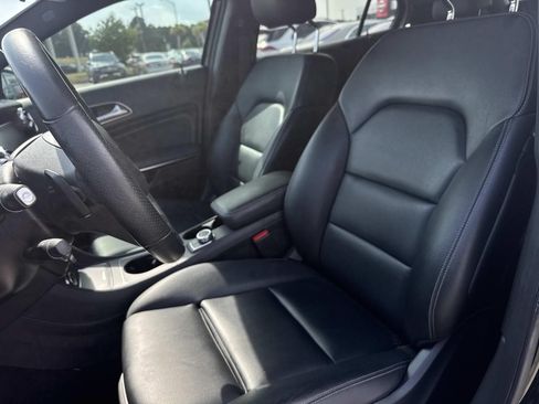 Used 2019 Mercedes-Benz GLA 250 image 14