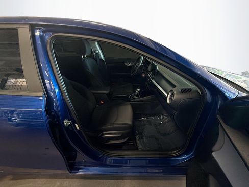 Used 2023 Kia Forte LXS FWD image 29