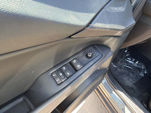 Used 2026 Jeep Cherokee Limited AWD/4WD image 15