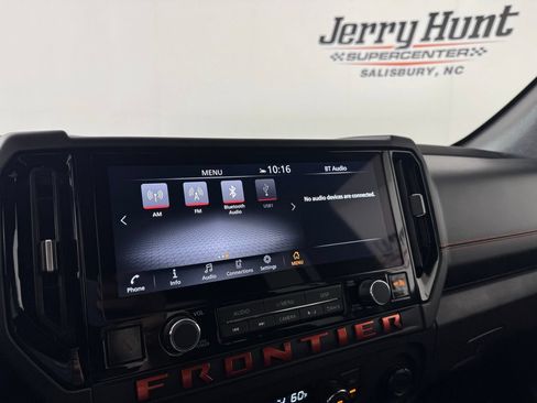 Used 2025 Nissan Frontier PRO-4X w/ Interior Protection Package AWD/4WD image 22
