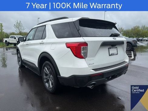 Used 2023 Ford Explorer XLT w/ Equipment Group 202A AWD/4WD image 16