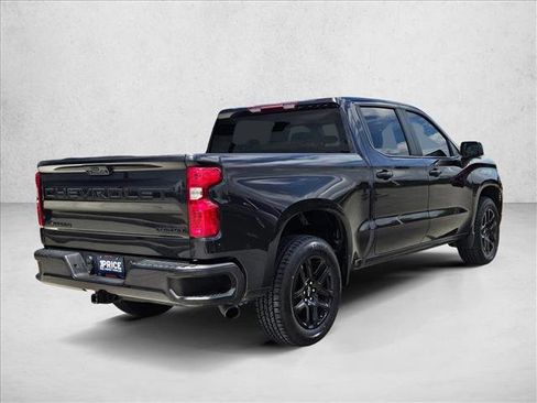Used 2022 Chevrolet Silverado 1500 Custom w/ LPO, Dark Essentials Package RWD image 5
