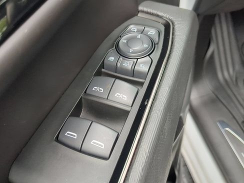 Used 2024 GMC Sierra 2500 AT4X AWD/4WD image 55