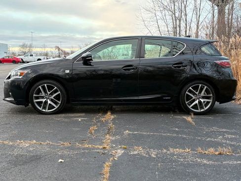 Used 2017 Lexus CT 200h image 5