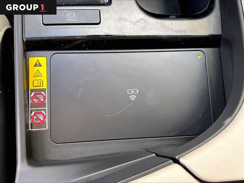 Used 2025 Lexus ES 350 w/ Premium Package image 30