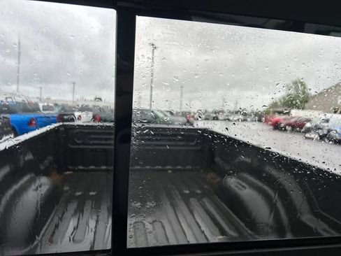 Used 2018 RAM 2500 SLT w/ Popular Equipment Group AWD/4WD image 22