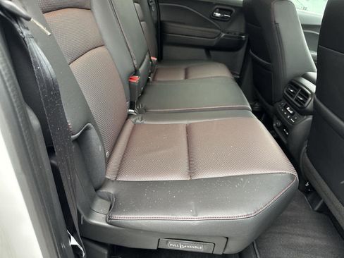 Used 2025 Honda Ridgeline Black Edition image 16
