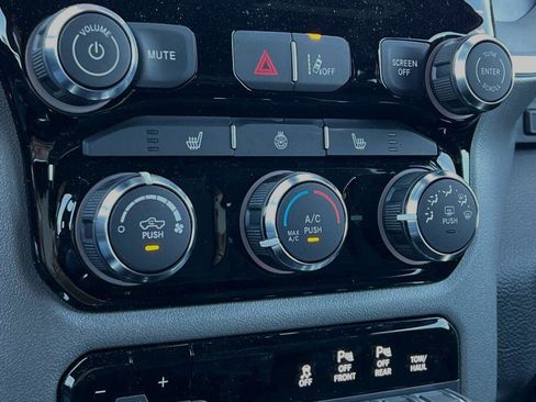 Used 2025 RAM 1500 Big Horn image 16
