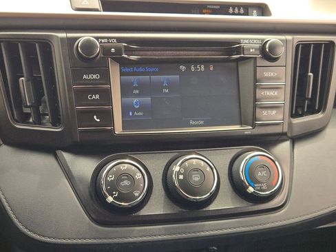 Used 2017 Toyota RAV4 LE w/ All Weather Liner Package AWD/4WD image 22