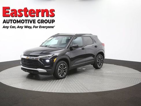 Used 2026 Chevrolet TrailBlazer LT w/ LT Cold Weather Package AWD/4WD image 55