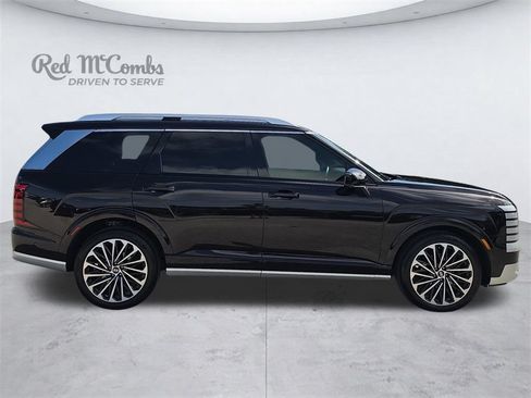 Certified 2026 Hyundai Palisade Calligraphy FWD image 8