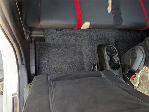 Used 2013 FIAT 500 Abarth w/ Comfort/Convenience Group image 18