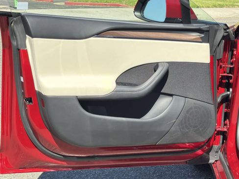 Used 2023 Tesla Model S Standard Range image 23