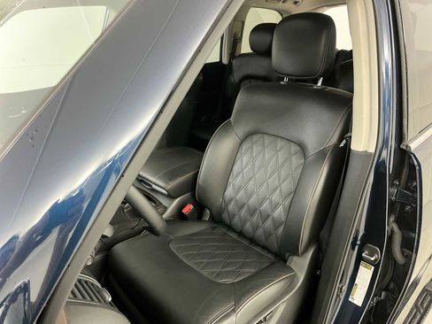 Used 2024 Nissan Armada Platinum w/ Captain's Chairs Package AWD/4WD image 19