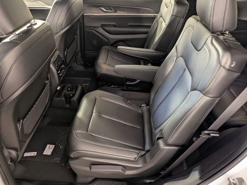 New 2025 Jeep Grand Cherokee L Limited w/ Black Appearance Package RWD image 13
