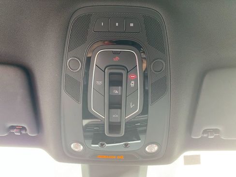 Used 2020 Audi SQ5 Prestige image 23