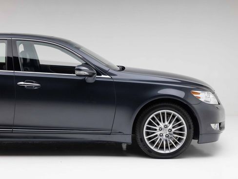 Used 2011 Lexus LS 460 w/ Sport Pkg RWD image 25