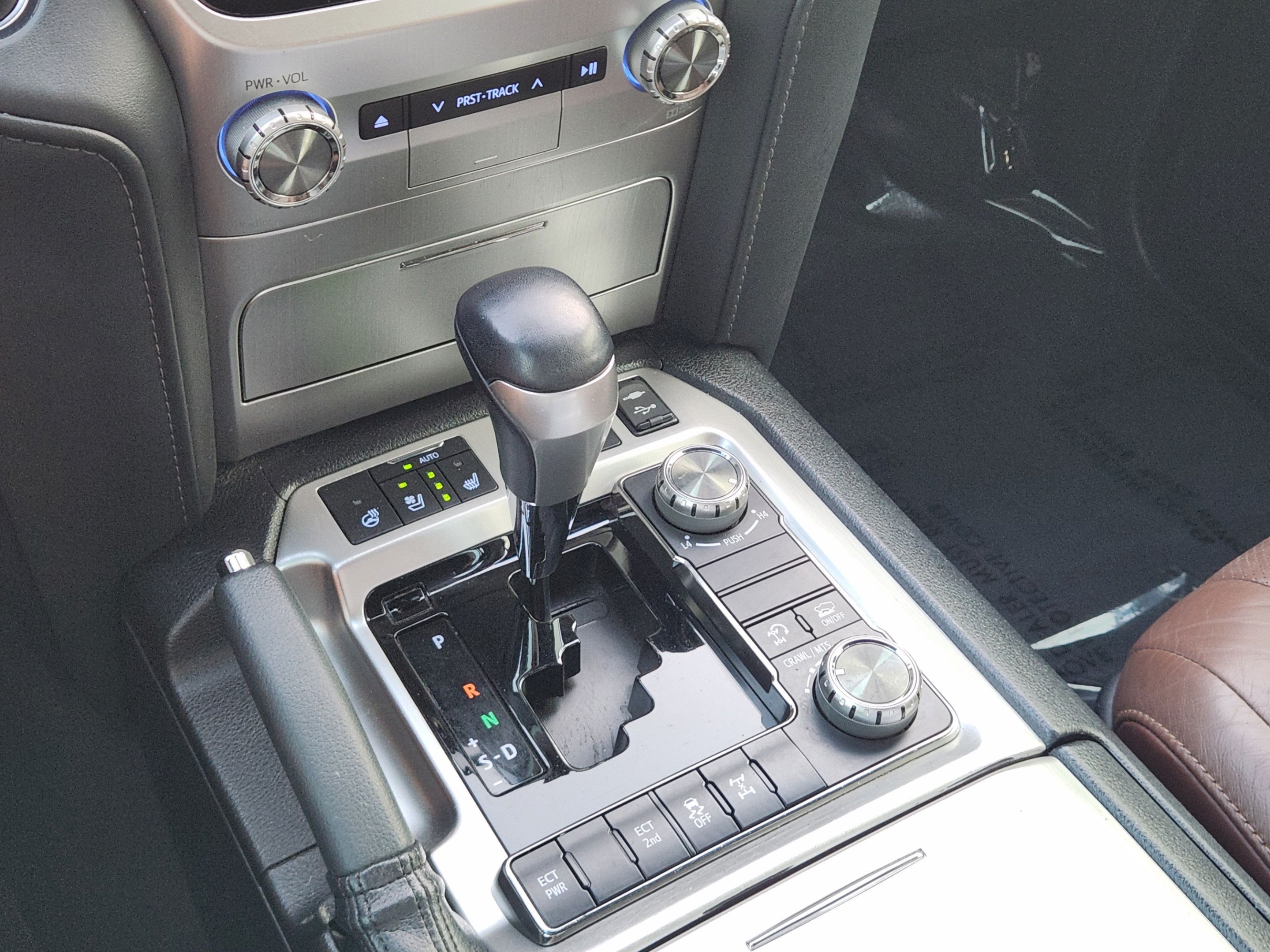 Used 2021 Toyota Land Cruiser AWD/4WD image 19