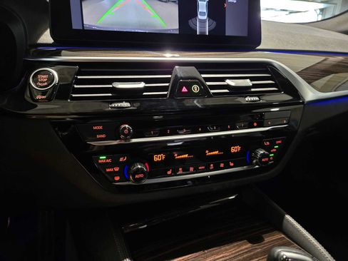 Used 2023 BMW 530i xDrive w/ Executive Package AWD/4WD image 28