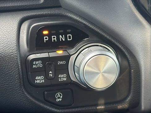 Used 2024 RAM 1500 Laramie AWD/4WD image 12