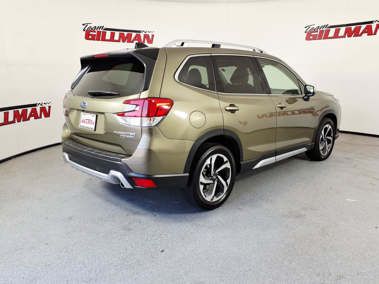 Used 2024 Subaru Forester Touring w/ POP Package 3 AWD/4WD image 7