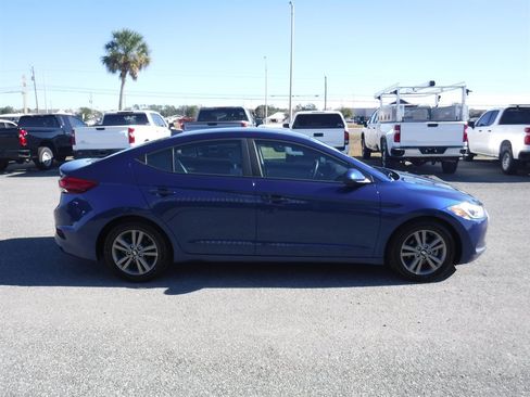 Used 2018 Hyundai Elantra SEL image 3