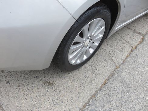 Used 2009 Subaru Impreza 2.5i AWD/4WD image 33