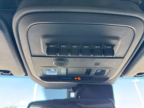 Used 2023 Ford Bronco Wildtrak AWD/4WD image 16
