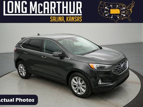 Certified 2022 Ford Edge Titanium image 1