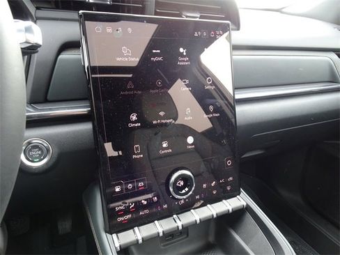 New 2026 GMC Terrain AT4 w/ Convenience Package III image 18