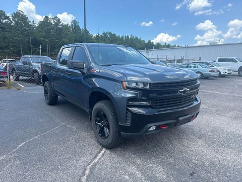 Used 2020 Chevrolet Silverado 1500 LT Trail Boss AWD/4WD image 1