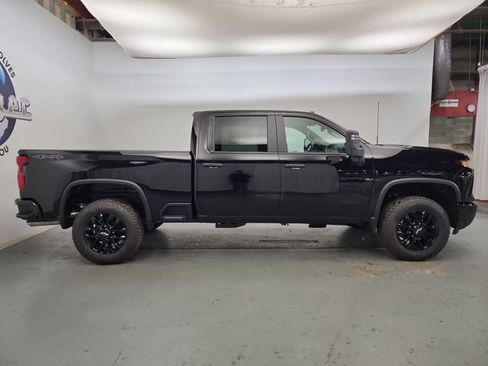 New 2026 Chevrolet Silverado 2500 Custom w/ Custom Value Package image 8