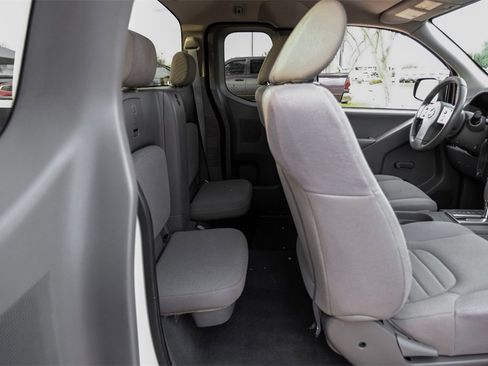 Used 2019 Nissan Frontier S image 34