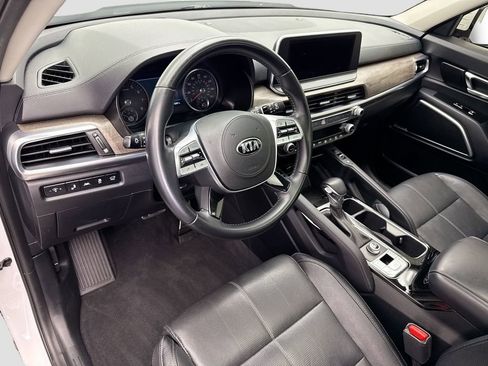 Used 2020 Kia Telluride SX image 4