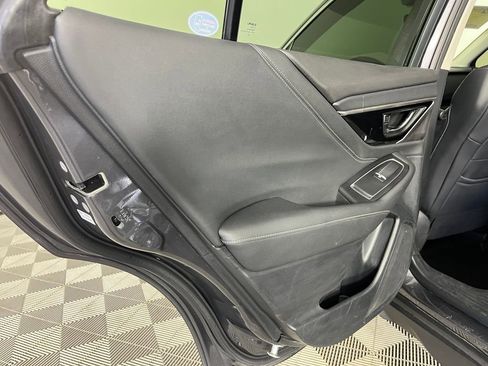 Used 2022 Subaru Outback Limited AWD/4WD image 12