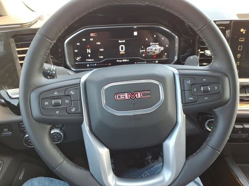 Used 2024 GMC Sierra 1500 Elevation w/ Preferred Package AWD/4WD image 24
