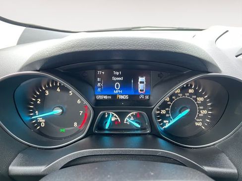 Used 2019 Ford Escape SE image 21