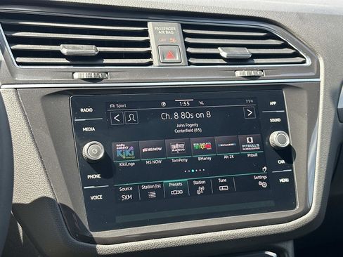 Used 2023 Volkswagen Tiguan SE R-Line image 30