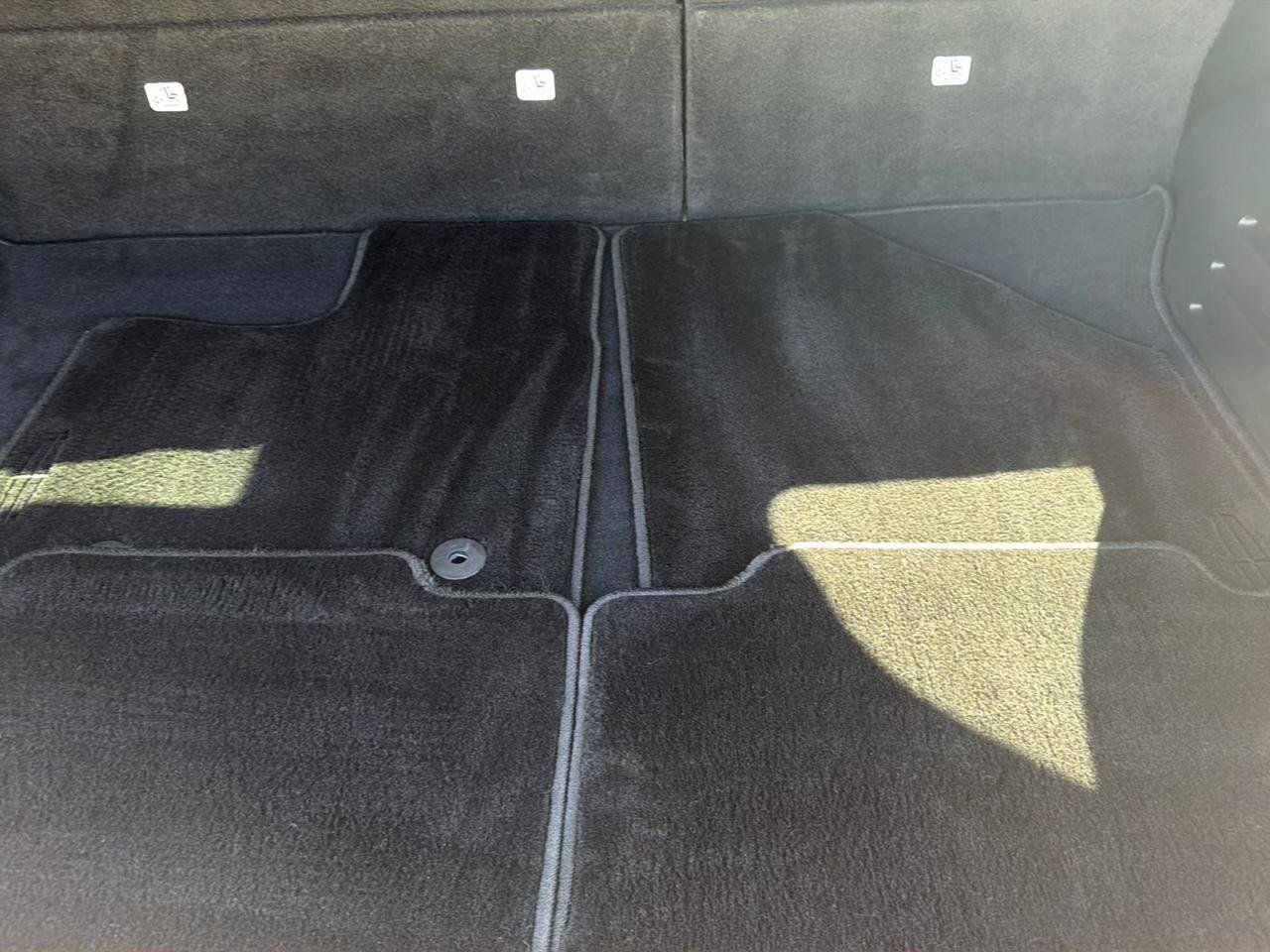 Used 2013 Lincoln MKX AWD image 29