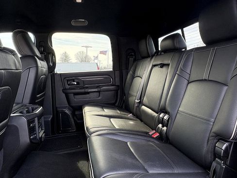 Used 2023 RAM 3500 Limited image 10