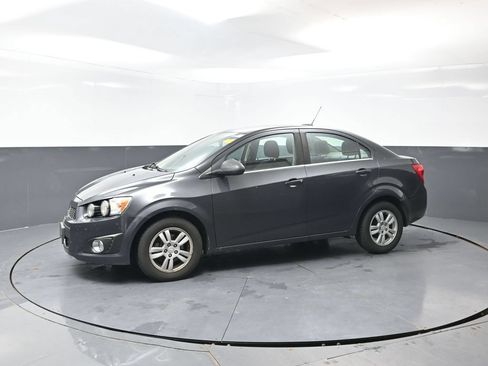 Used 2015 Chevrolet Sonic LT FWD image 5