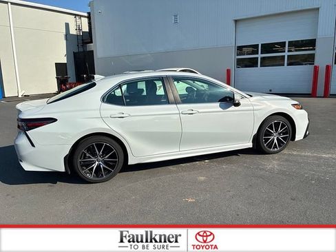 Certified 2024 Toyota Camry SE FWD image 7