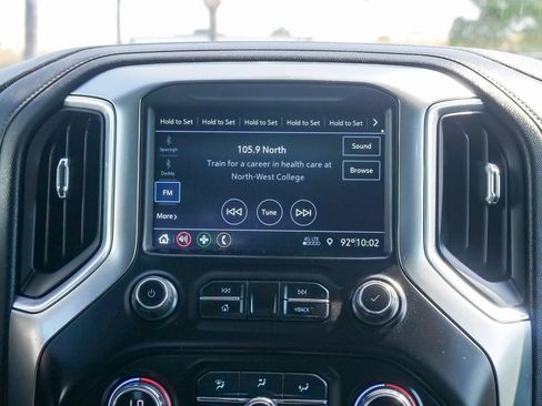 Used 2020 Chevrolet Silverado 1500 LT w/ Convenience Package AWD/4WD image 13