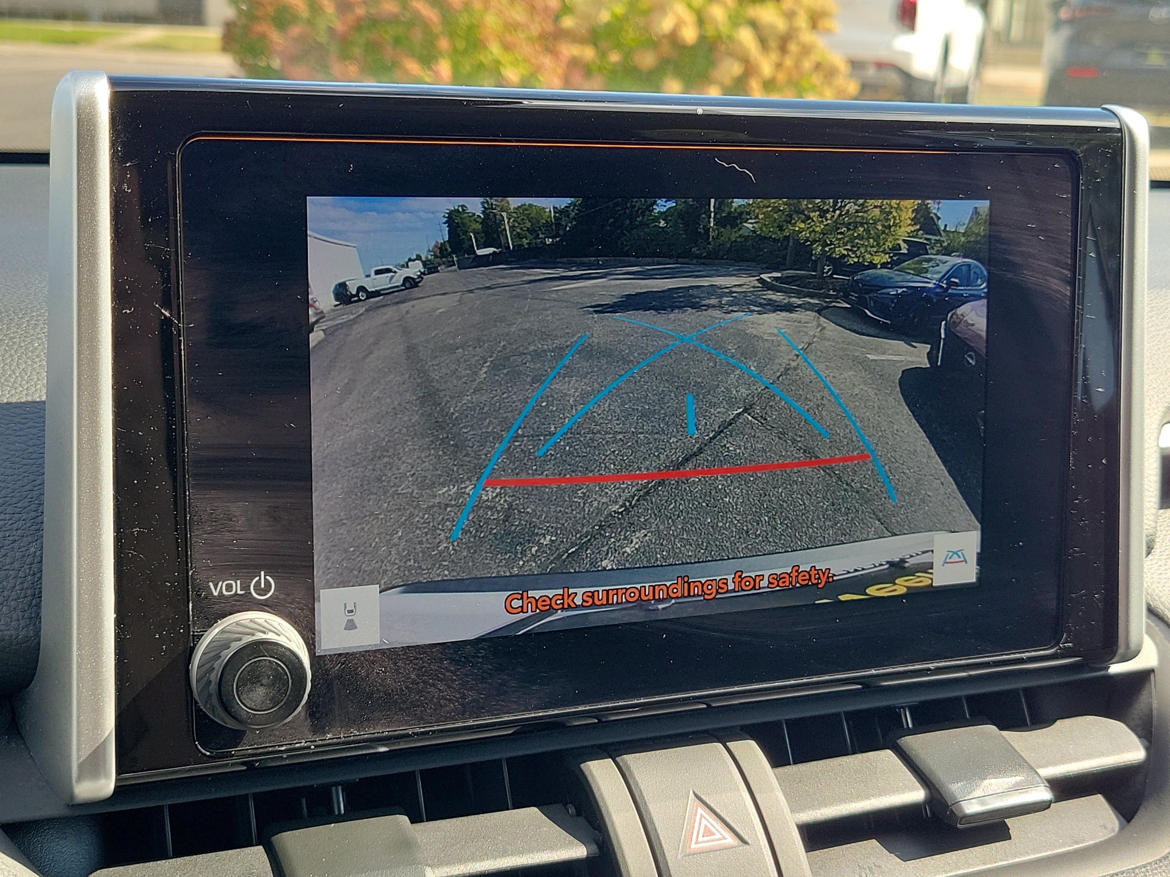 Used 2024 Toyota RAV4 XLE FWD image 28
