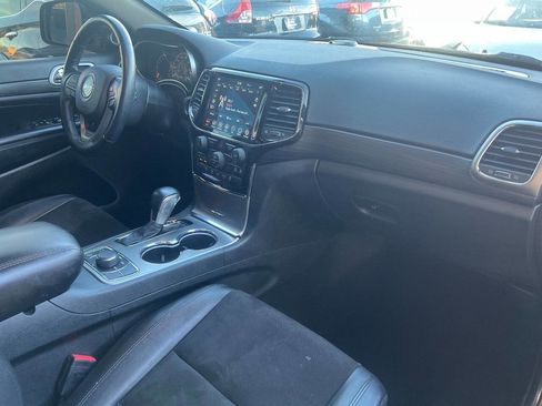 Used 2022 Jeep Grand Cherokee Altitude image 16