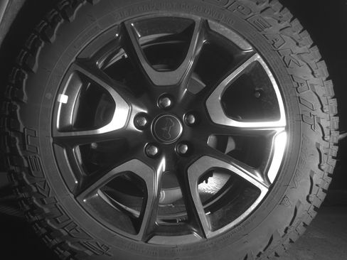 Used 2025 Jeep Compass Trailhawk image 14