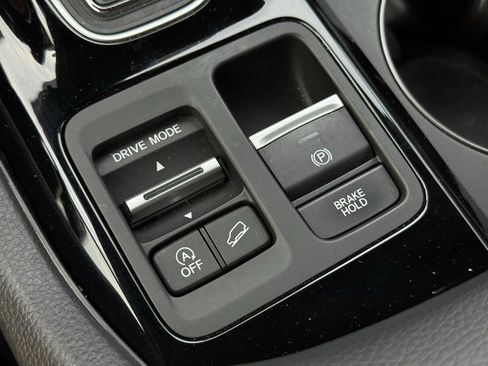 Used 2024 Honda Pilot EX-L image 37